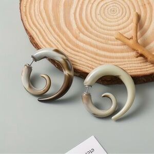 New Marble Pattern Acrylic Tribal Spiral Fake Gauge Ear Plugs Earrings Gift Bag